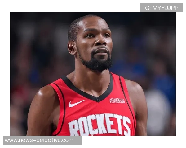 杜兰特强势突破帽掉戈贝尔芬奇不满遭罚一T引发争议 杜兰特强势突破帽掉戈贝尔芬奇不满遭罚一T引发争议